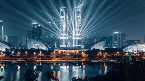 科技感十足 成都高新區(qū)中秋詩會無人機(jī) 燈光秀點亮夜空